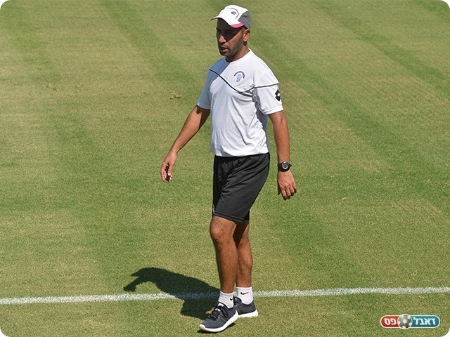 מאמן טבריה, רפי בוסקילה (קובי פורטל)